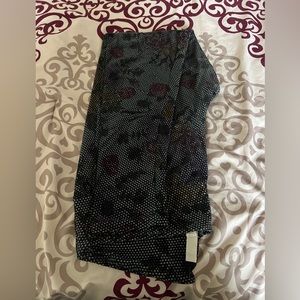 LuLaRoe Tall and Curvy Leggings